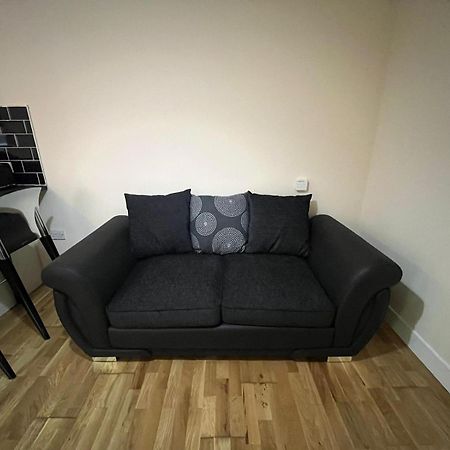 לייסטר 1 Bedroom Flat With Parking מראה חיצוני תמונה