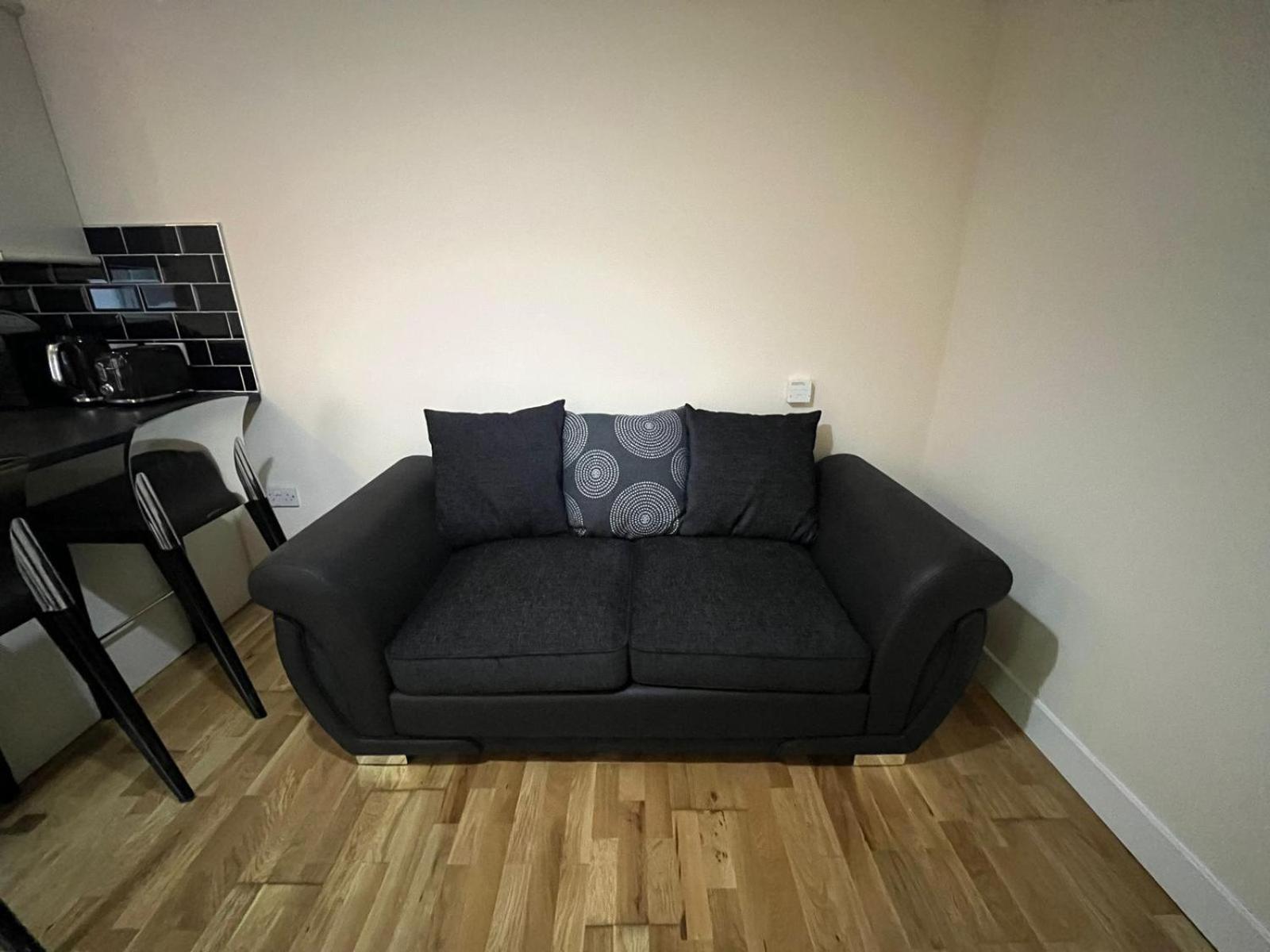 לייסטר 1 Bedroom Flat With Parking מראה חיצוני תמונה